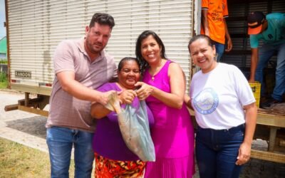 Gestão da prefeita Simone, de dona Raimunda, distribui peixes para mais de 5 (cinco) mil famílias em Riachão do Dantas.