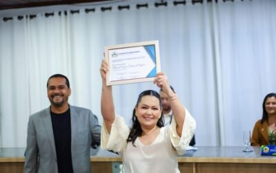 Dra. Rita Aguiar recebe título de cidadã riachãoense, honraria que reconhece sua trajetória de dedicação, serviços prestados e amor por Riachão do Dantas