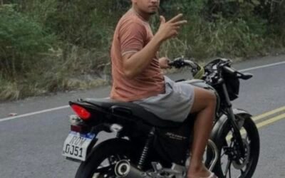Jovem, identificado como Gustavo, morador do povoado Vivaldo morre após acidente de moto na noite deste domingo em Riachão do Dantas